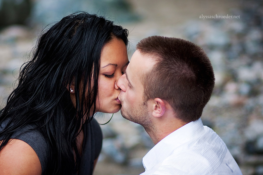 Outdoor Abbotsford Engagement 