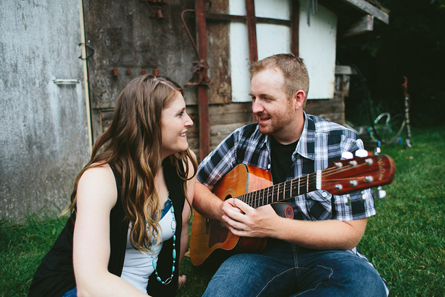 engagement photos with guitar